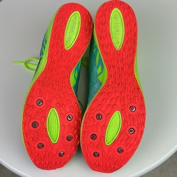 New Balance XC7 Racing Shoes Men’s Size 9 with New replacement Spikes Kit - Picture 10 of 10